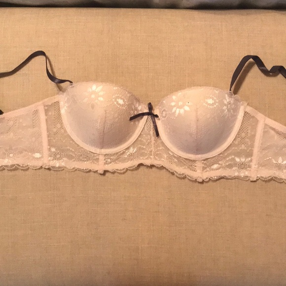 Other - Lacey bra size 34c never worn